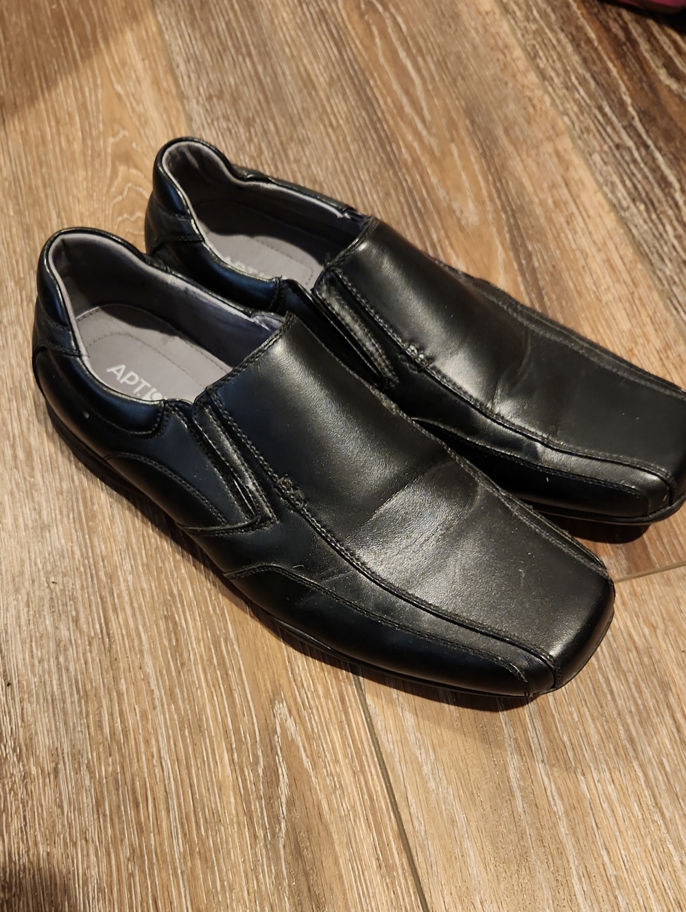 Mens Dress Shoes APT 9
